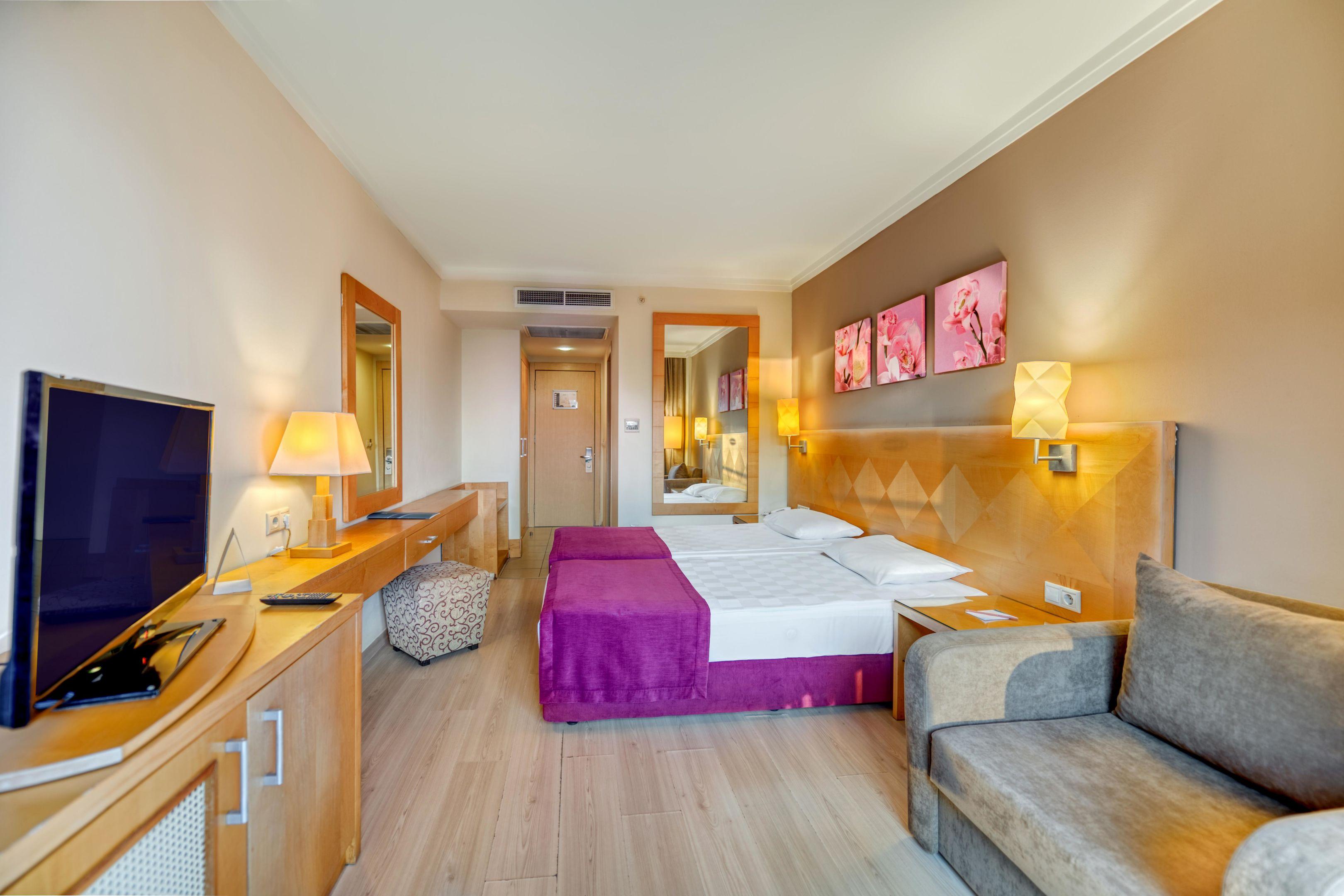 Sealife Buket Resort & Beach Hotel Okurcalar Exterior photo