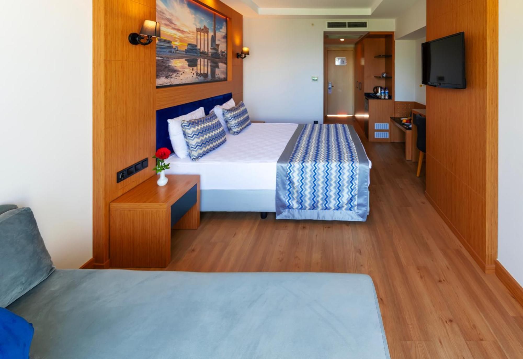 Sealife Buket Resort & Beach Hotel Okurcalar Exterior photo
